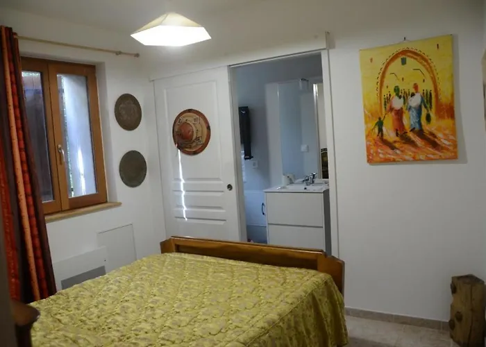 Vakantiehuis Violette Saint-Pierre-de-Trivisy