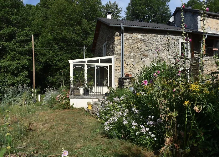 Nyaraló Violette Saint-Pierre-de-Trivisy